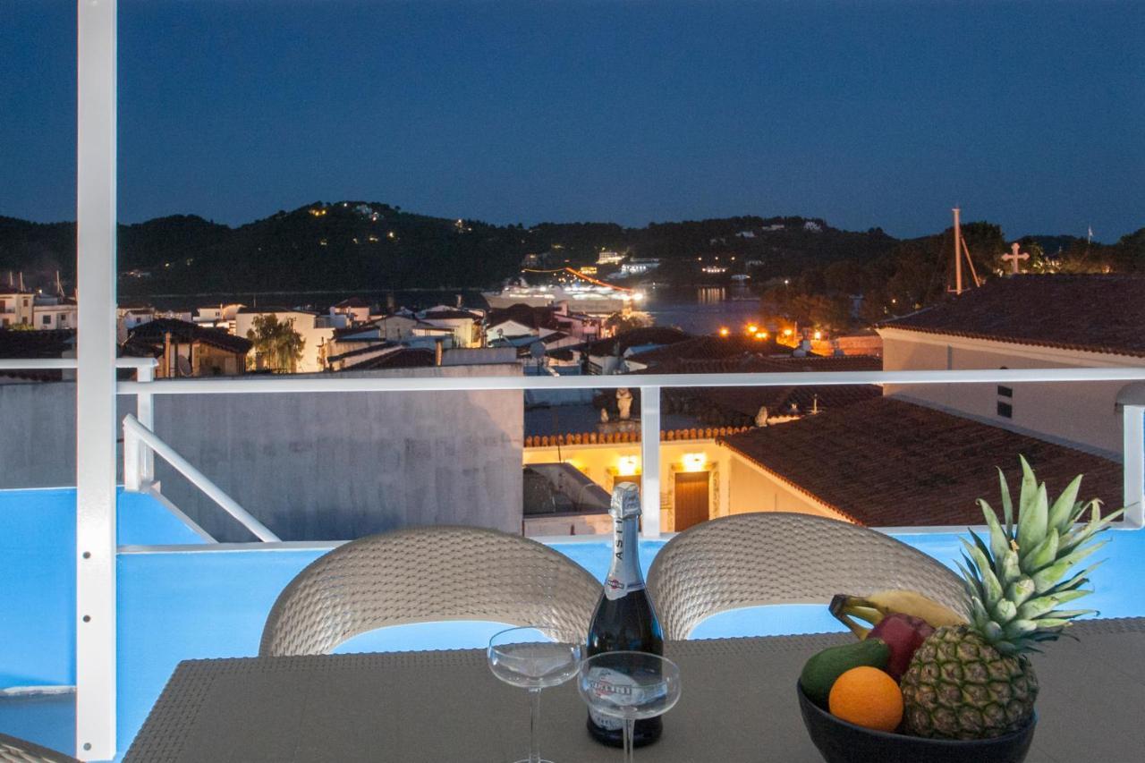 Capolavoro, Boutique Apartment With Unique Rooftop สเกียธอสทาวน์ ภายนอก รูปภาพ