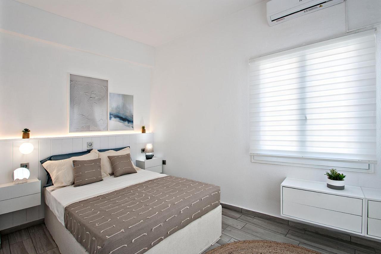 Capolavoro, Boutique Apartment With Unique Rooftop สเกียธอสทาวน์ ภายนอก รูปภาพ