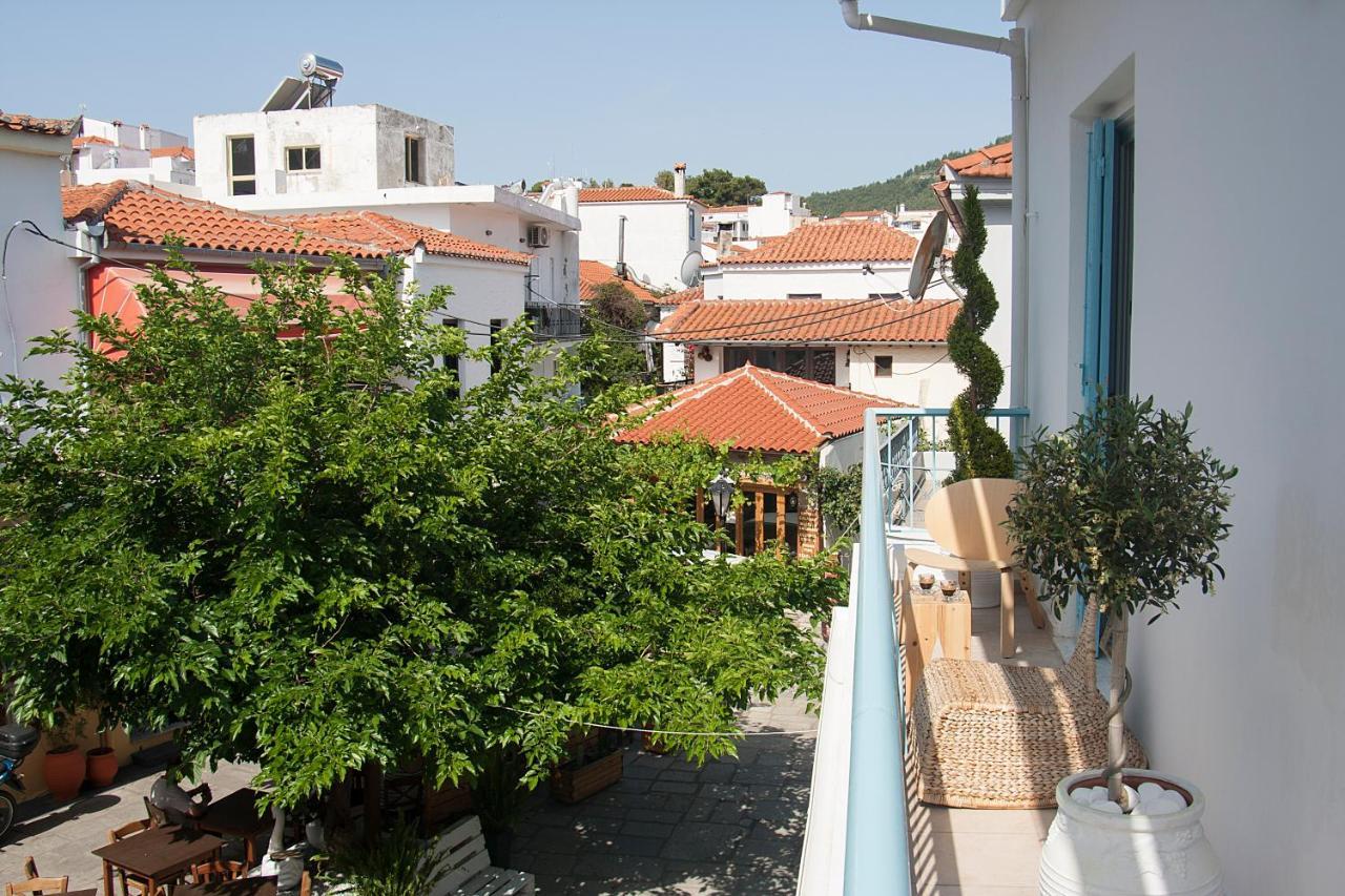 Capolavoro, Boutique Apartment With Unique Rooftop สเกียธอสทาวน์ ภายนอก รูปภาพ